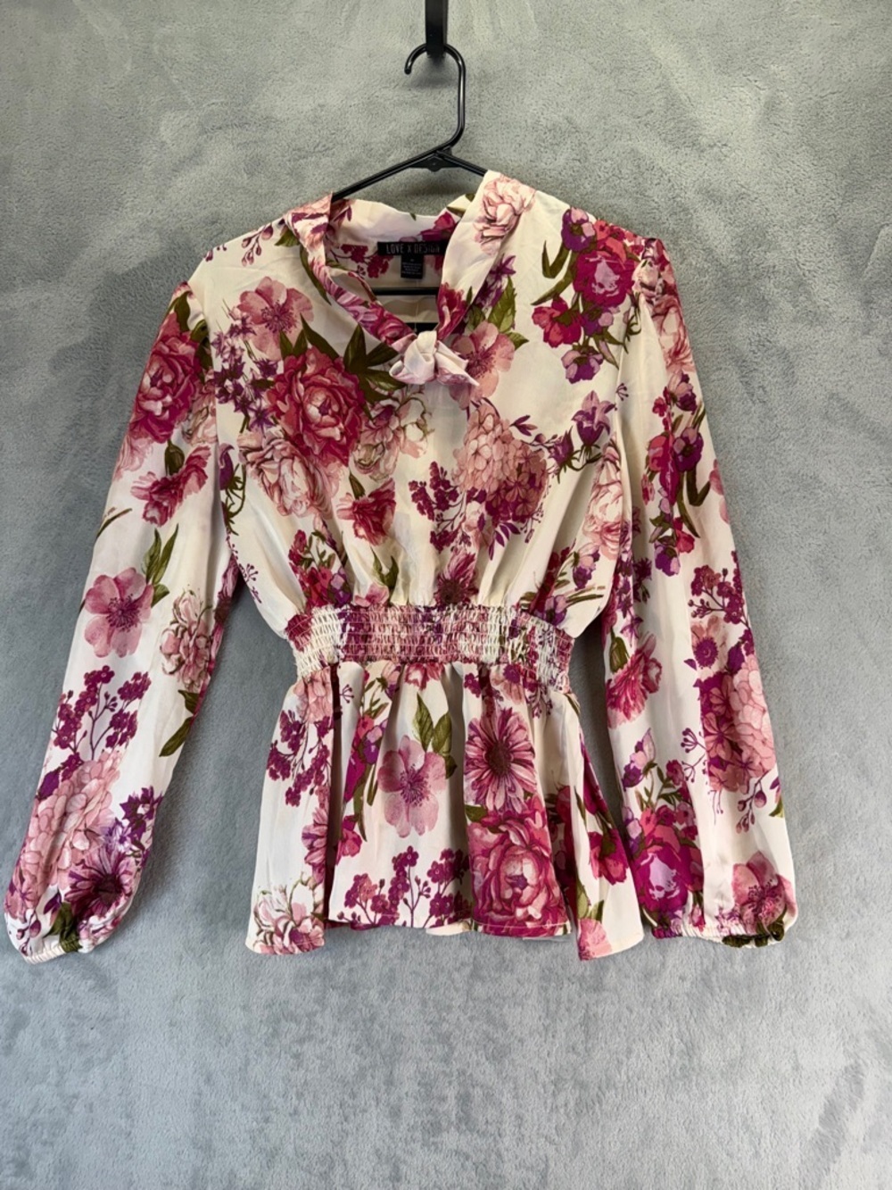 New Pink Floral Size Medium Top Smocked-Peplum Long Sleeve Blouse - Picture 7 of 7
